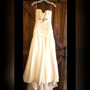 Maggie Sottero Wedding Dress